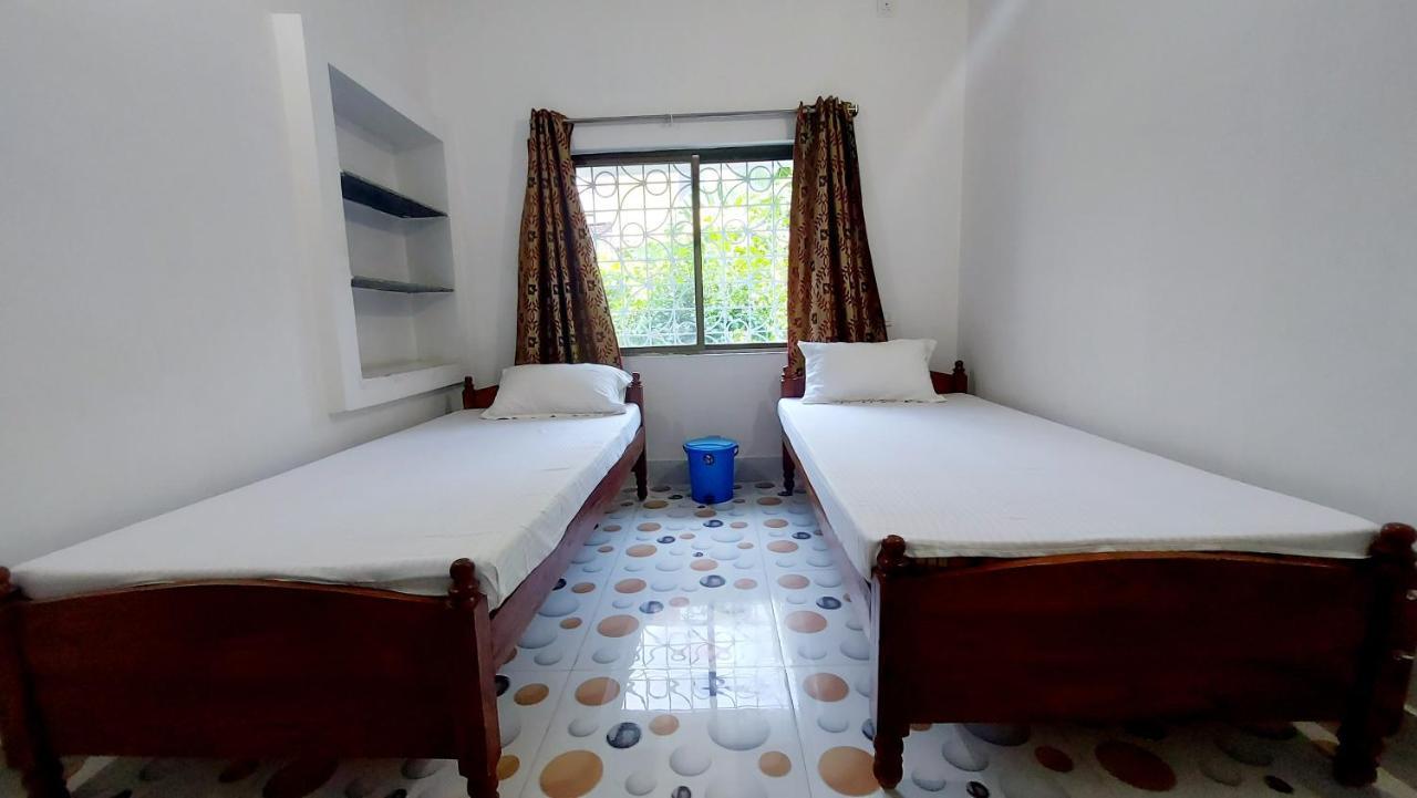Nilam Guest House Bodh Gaya Ngoại thất bức ảnh