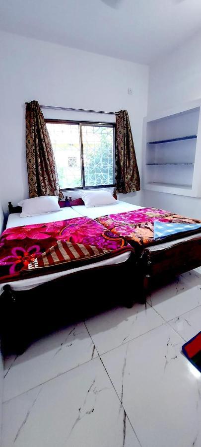 Nilam Guest House Bodh Gaya Ngoại thất bức ảnh
